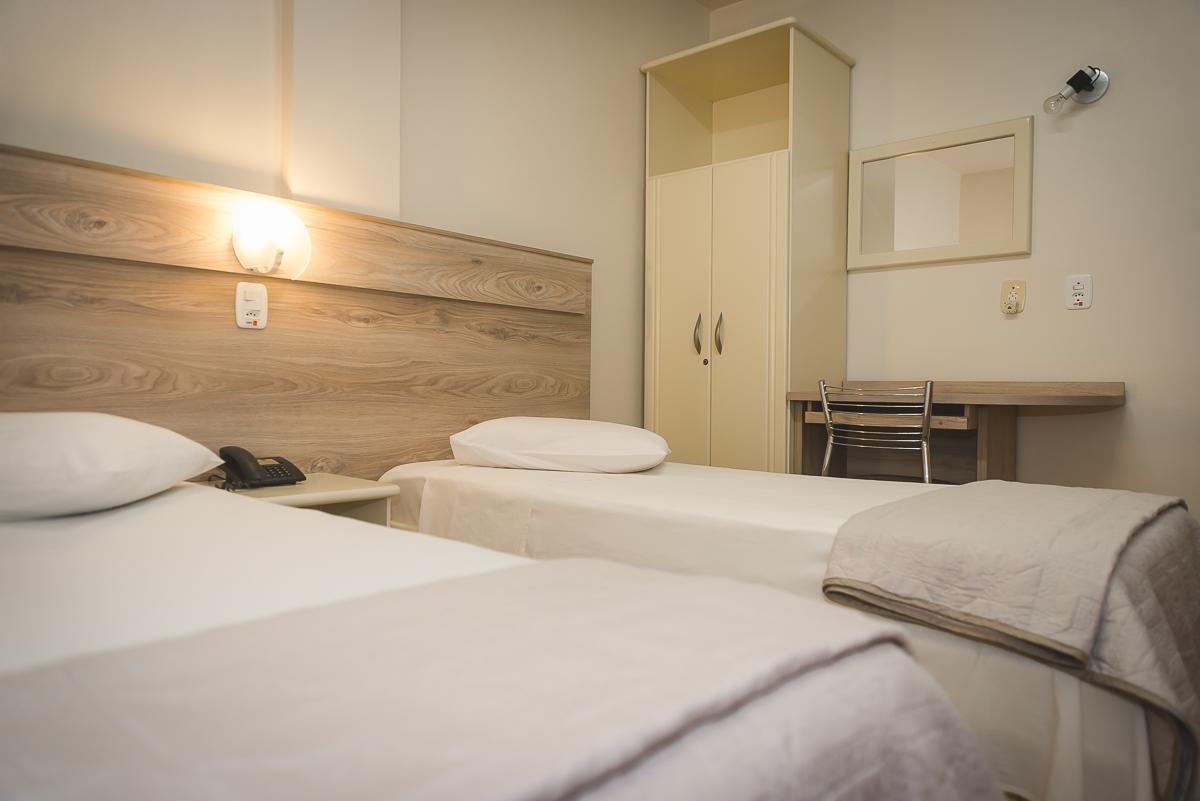 Hotel Pallis Erechim Extérieur photo